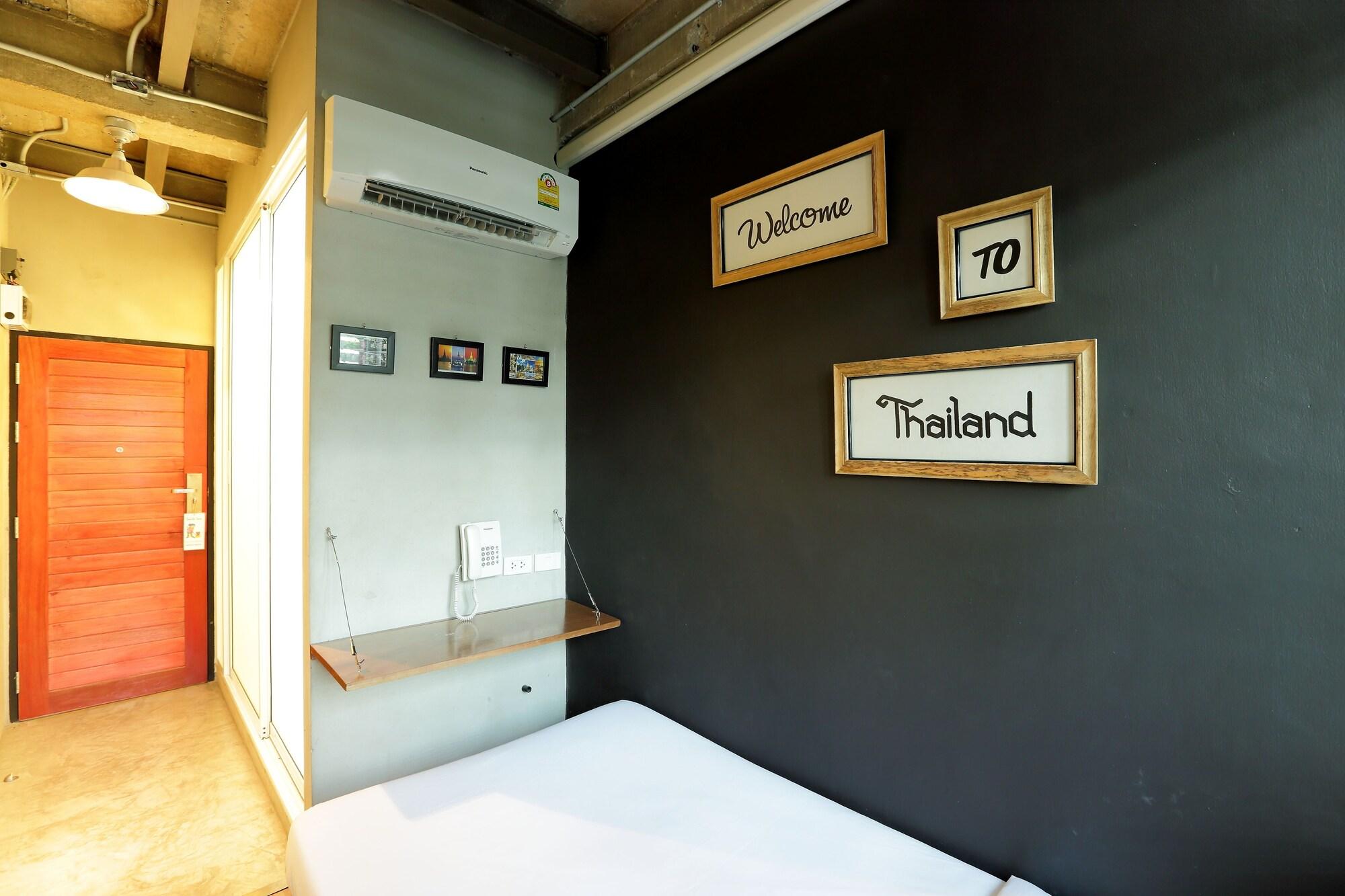Smile Inn Bangkok Luaran gambar